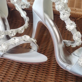 De Moda De Argint Pentru Femei Cu Toc Din Satin, Sandale Mireasa Sandale Cu Fermoar Spate Curea De Lucru Zilnic Pantofi De Cristal Pompe Aumtumn