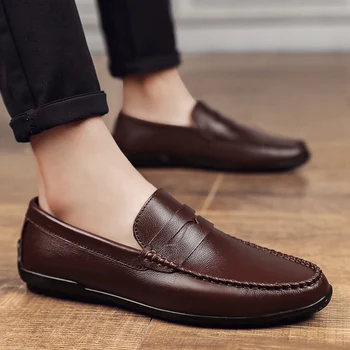 Plat respirabil zapatos mens de moda de primăvară 2020 om mens bărbați pentru sapatos de cauzalitate cuero nou fierbinte negru casuales para de pantofi
